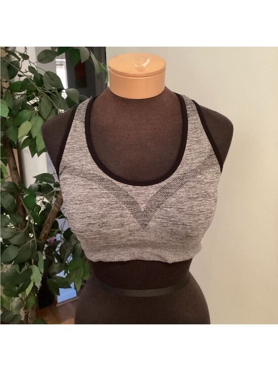 AKAMC Other - AKAMC Woman’s XL wire free yoga sports bra black marled with gray Strappy
